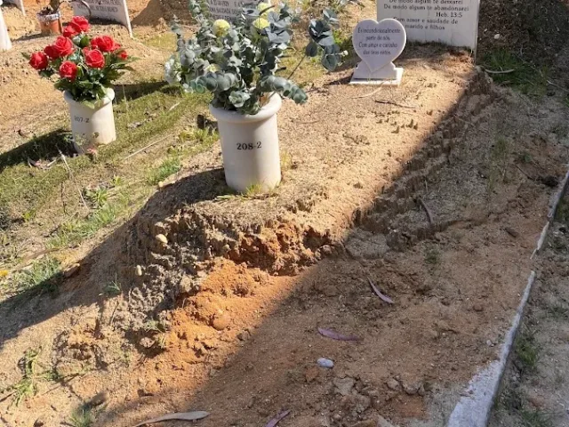 Fotografia de Cemitério Municipal de Vale Flores
