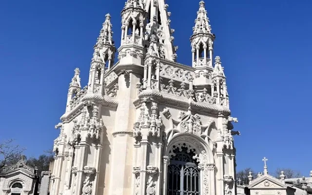 Fotografia de Cemitério do Alto de São João